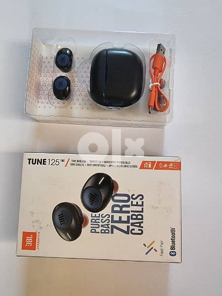 jbl earbuds and earphones jbl tune 125, tune 220,tune 225,tune 215 16