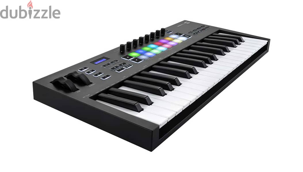 Novation Launchkey 37 MIDI Keyboard 1