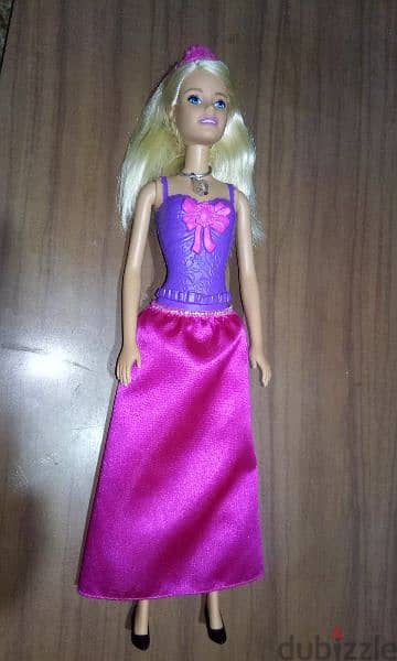 DREAMTOPIA Barbie Princess Mattel doll +her skirt +Shoes +crown=17$ 5
