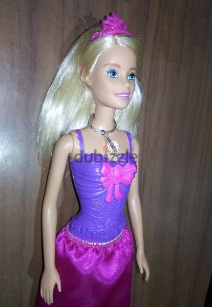 DREAMTOPIA Barbie Princess Mattel doll +her skirt +Shoes +crown=17$ 4
