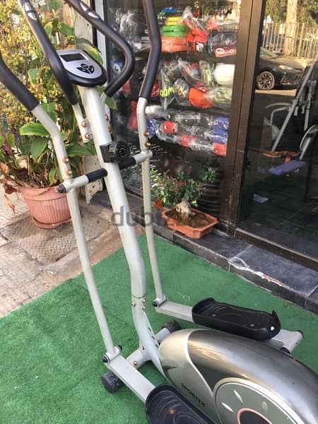 elliptical sportex like new heavy duty very good quality 4