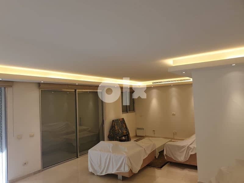 Modern 3 bds apt (big balcony) 4 sale in a prime location of Achrafieh 7