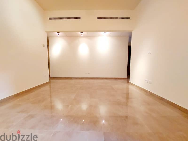 RA21-347 Apartment for rent in Beirut, Manara, 320m2, $2,500 cash 10