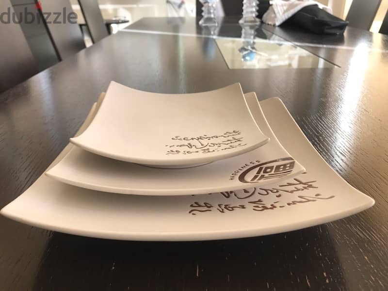 plates , assiettes 3 different size of plates, each size 12 pieces 0