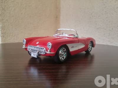 Chevrolet Corvette (1957) diecast car model 1:24