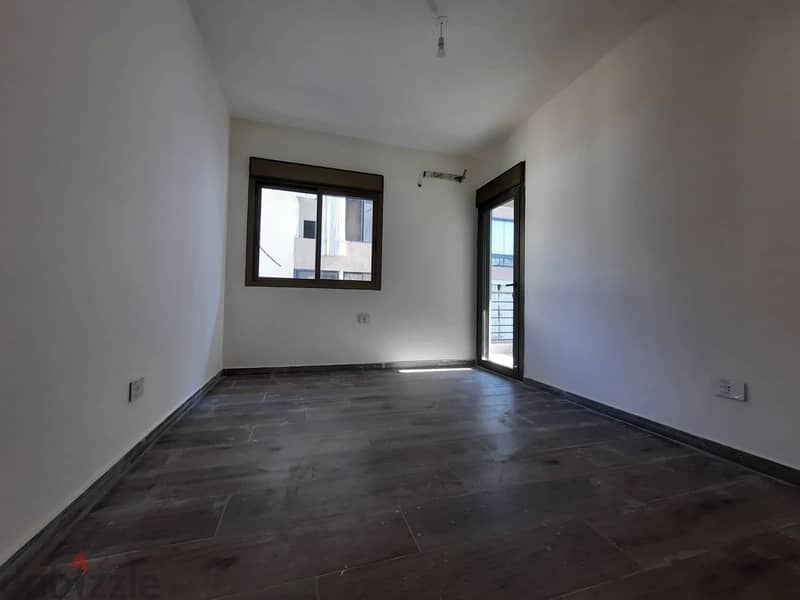 Deluxe 3-bedroom apartment in Jal El Dib for 155,000$ 3
