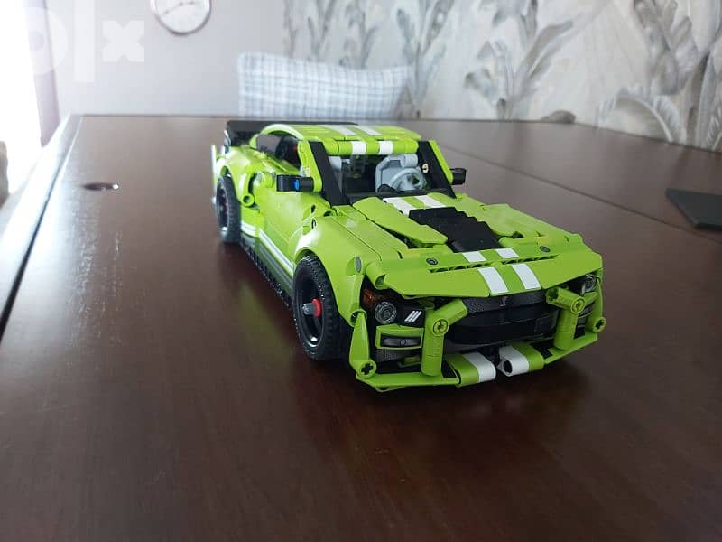 LEGO TECHNIC FORD MUSTANG SHELBY GT 500 1