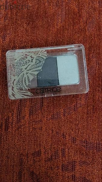 Catrice eyeshadow palette make up 1