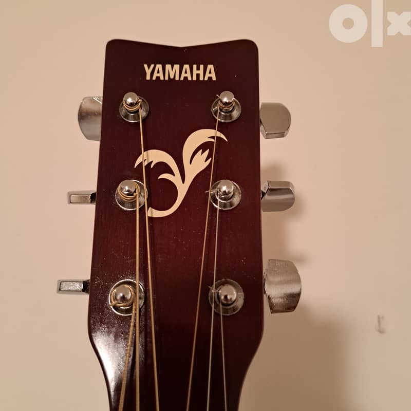 Acoustic guitar Yamaha FG 401 3