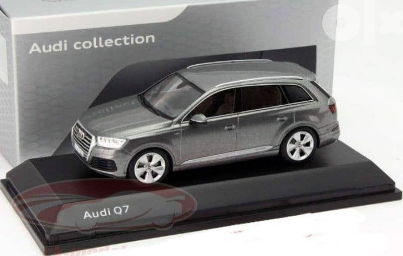 Audi Q7 (2015) diecast car model 1:43. 1