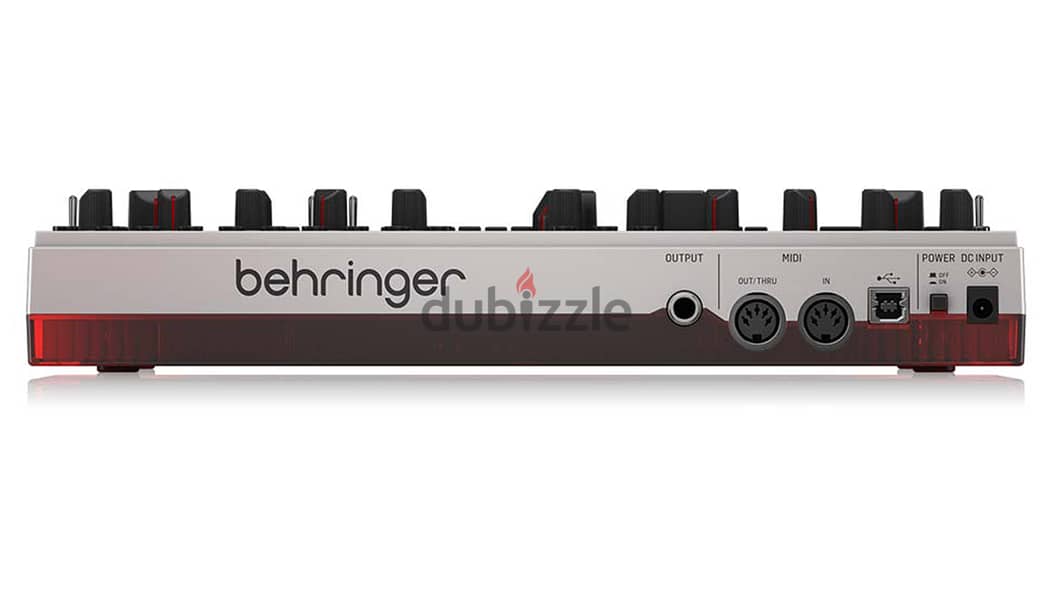 Behringer TD-3 MO Analog Bass Synthesizer (TD3) 1