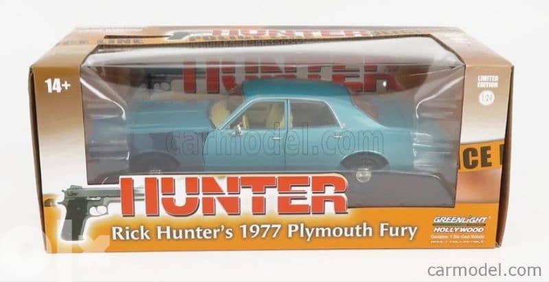 Plymouth Furry (The TV Series Hunter)diecast car model 1:24. 4