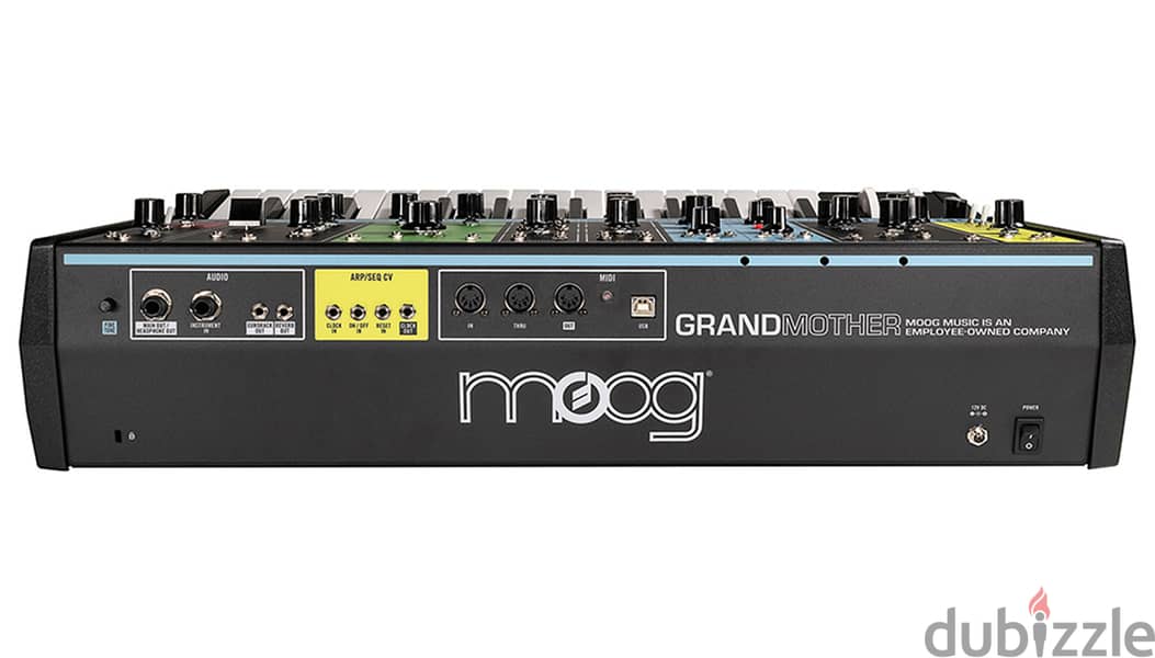 Moog Grandmother Analog Synthesizer 1