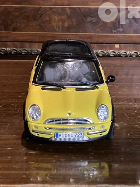 diecast car Mini Cooper scale 1:18 1