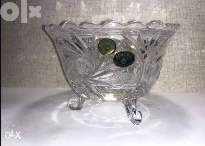 BOHEMIA CRYSTAL FOOTED BOWL   Height : 10cm  Width : 15cm 2