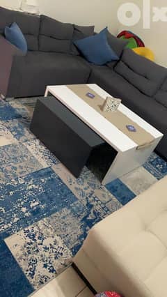 Corner , tables and carpet