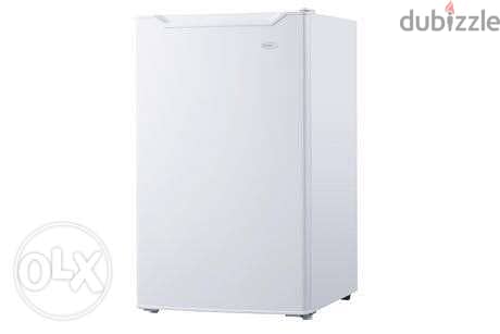 Refrigerator 5 FT inverter Compressor 0