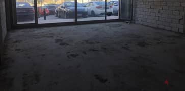 160 Sqm | Warehouse OR Shop for rent in Dekweneh