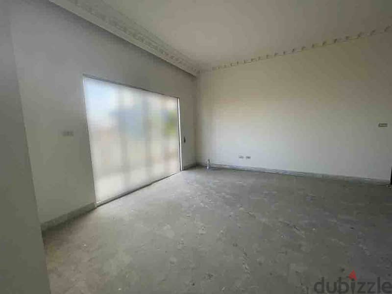 250 SQM apartment in Achrafieh, is now up for sale! REF#JS80014 5