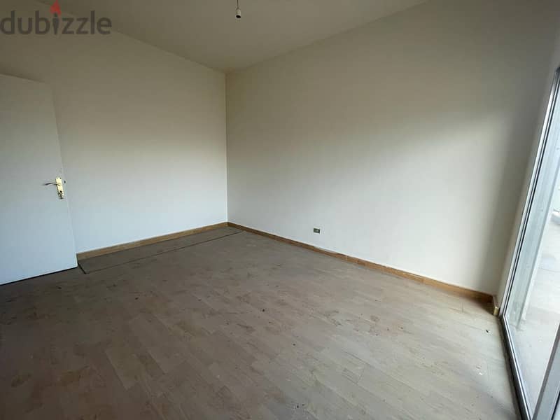250 SQM apartment in Achrafieh, is now up for sale! REF#JS80014 6