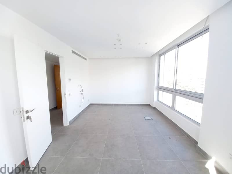 AH22-1242 Office for Rent in Beirut, Ashrafieh 100 m2, $1000 cash 4