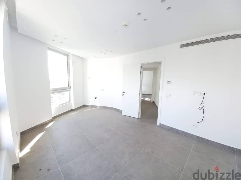 AH22-1242 Office for Rent in Beirut, Ashrafieh 100 m2, $1000 cash 5