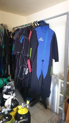 beauchat wet suit diving large 5mm