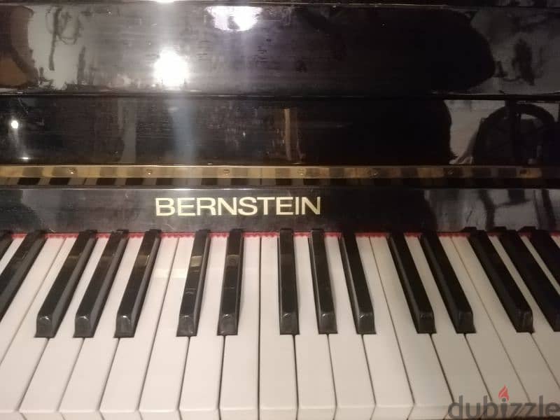 piano bernstein germany like new tuning waranty 1