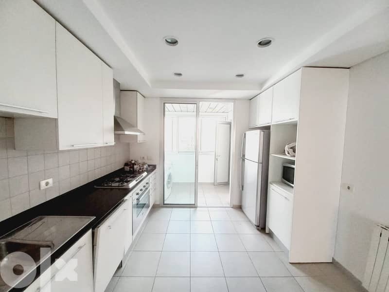 AH22-1261 Apartment for rent in Beirut, Achrafieh, 325m2, $1,800 cash 6