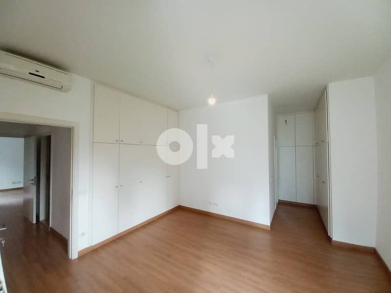 AH22-1261 Apartment for rent in Beirut, Achrafieh, 325m2, $1,800 cash 9