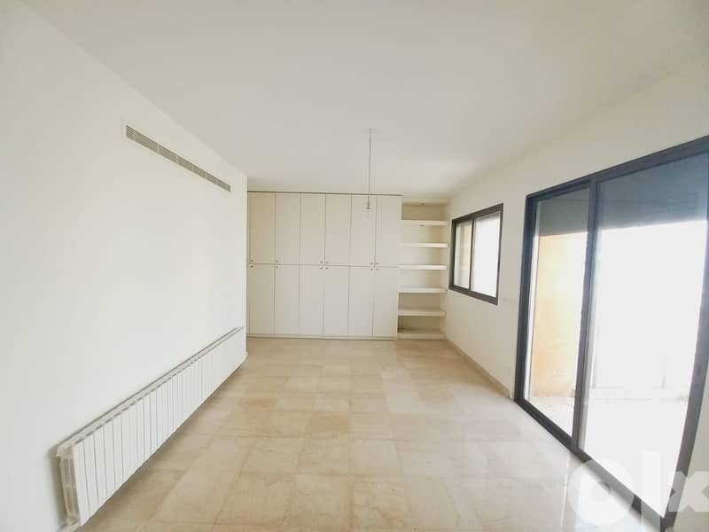 AH22-1262 Apartment for rent in Beirut, Achrafieh, 215m2, $1,830 cash 5