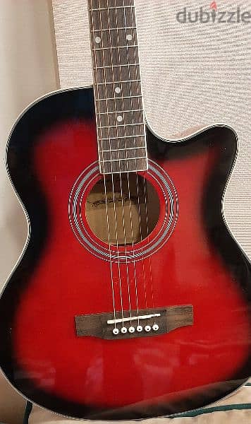 accoustic guitar for sale غيتار اكوستيك الكتريك مع اكوالايزر 4