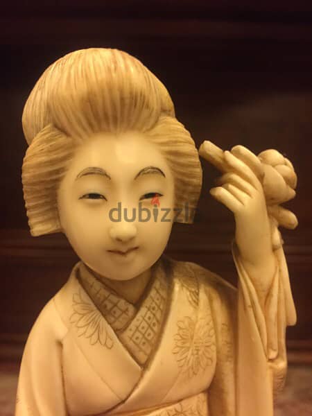 antique Meiji period Geisha statue signed 5