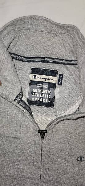 Champion Hoody 1