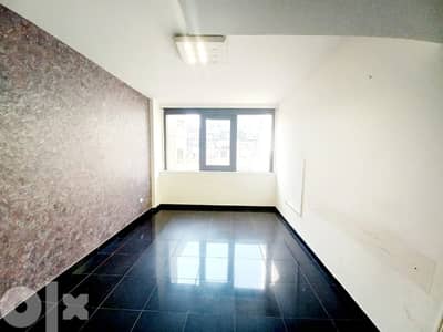 AH22-1276 Office for rent in Beirut, Clemenceau, 100m, $ 900 cash