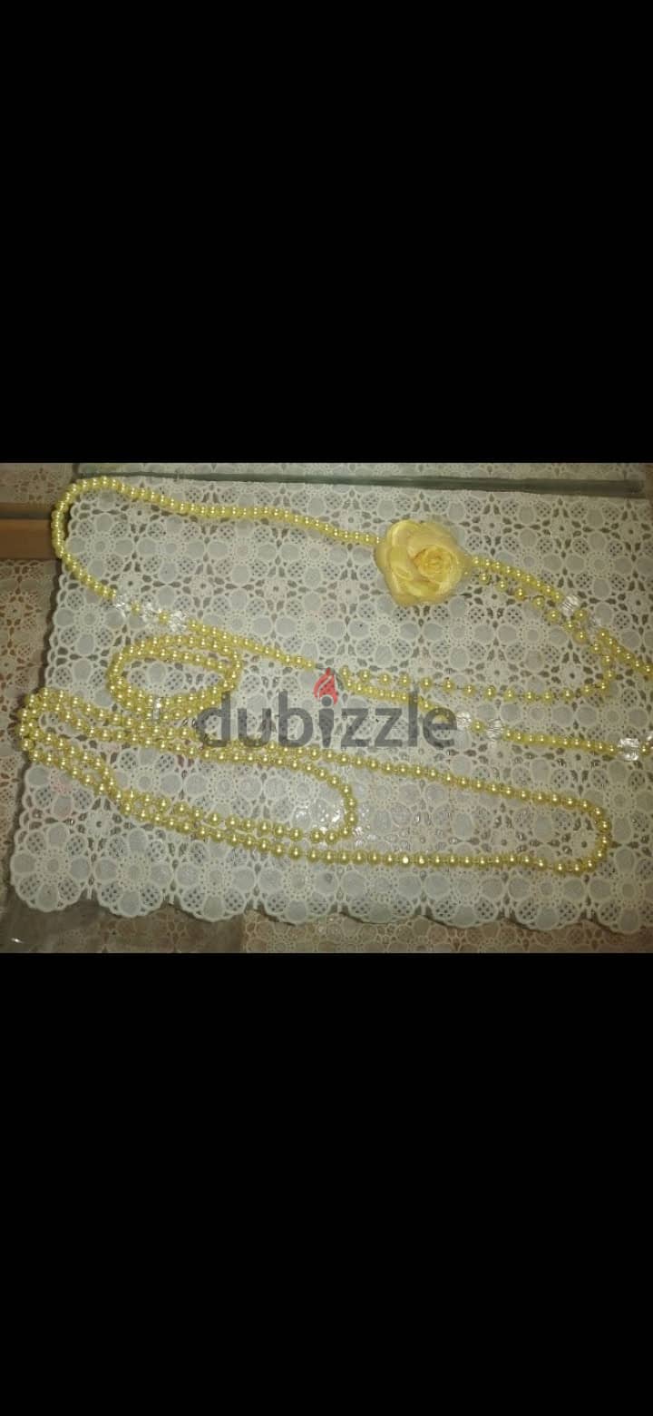 necklace long yellow colour with flower brooch and bracelet 5