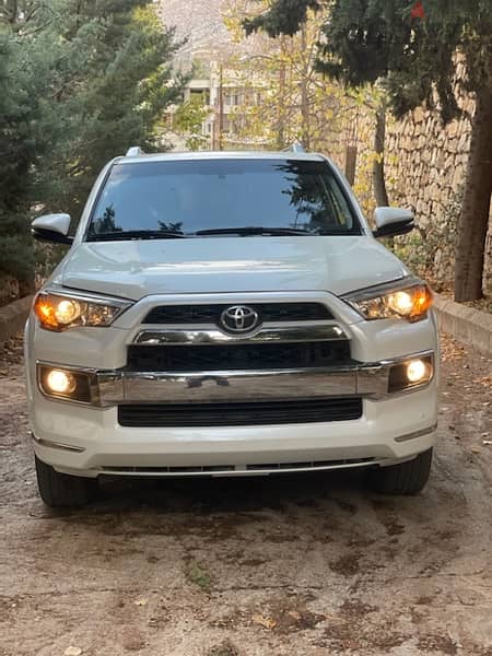 Toyota 4 Runner Limited 2018 3