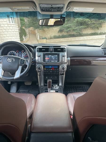 Toyota 4 Runner Limited 2018 10