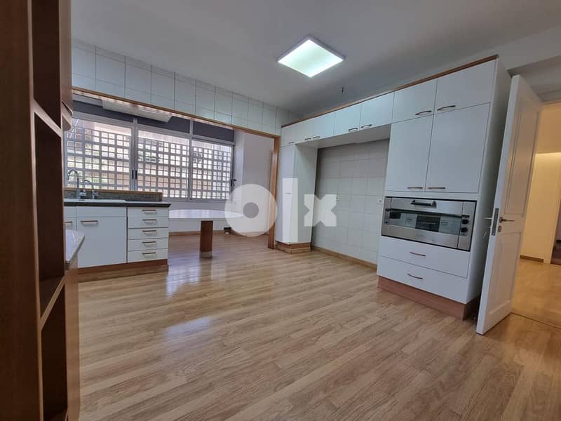 L10306-Spacious Deluxe Apartment For Rent In Achrafieh Sursock 6