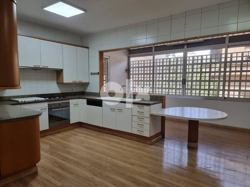 L10306-Spacious Deluxe Apartment For Rent In Achrafieh Sursock 7