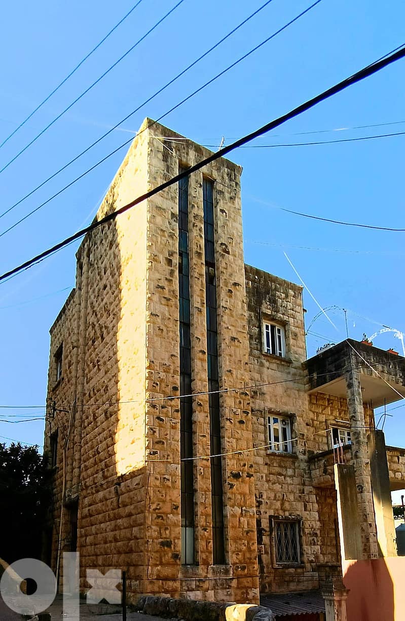L10307-Traditional Building For Sale In Jounieh 2