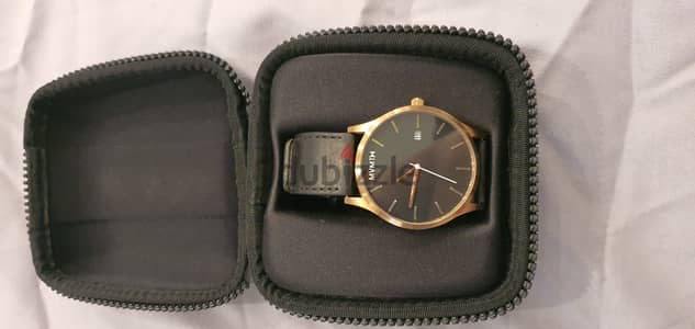 Original watches.  Rovina omorfia Armani guess tommy lacoste boss. . .