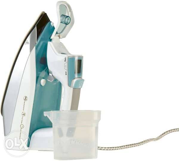 Quigg steam iron / 2$ delivery 5