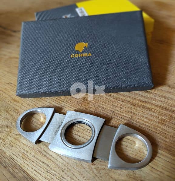 COHIBA CIGAR CUTTER & LIGHTER 1