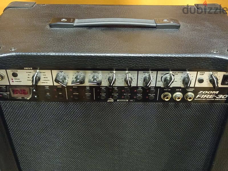Zoom Fire-30 Combo Modelling guitar amplifier 4