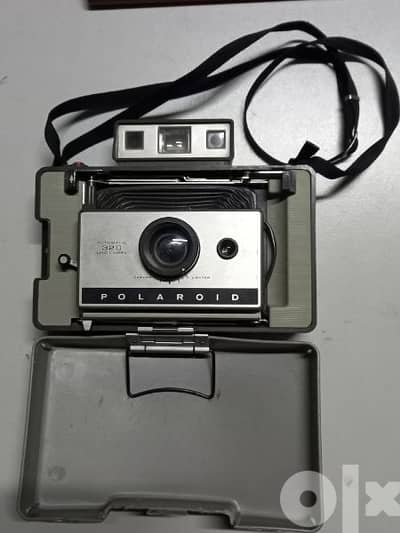 vintage polaroid camera