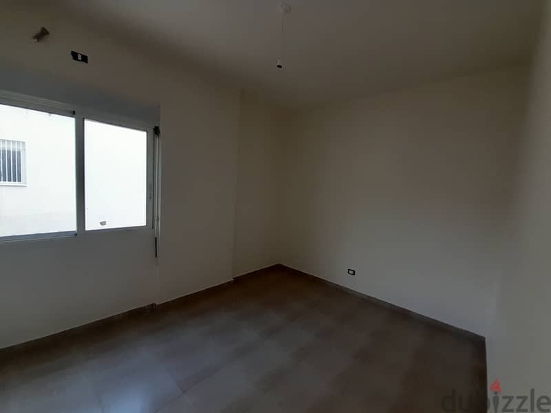 140 SQM Apartment in Tilal Ain Saadeh, Metn with Open Mountain View 7