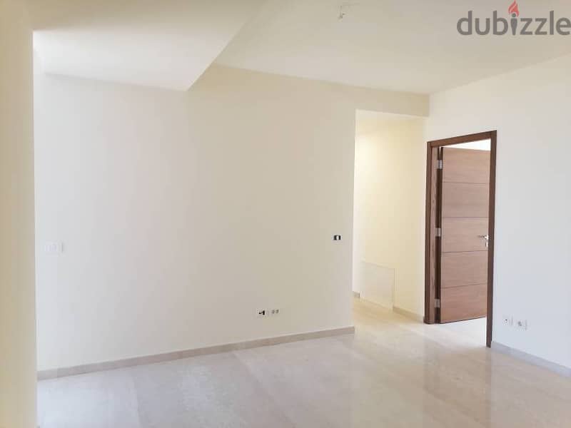 280 SQM apartment for Sale in Achrafieh! REF#SI80131 1