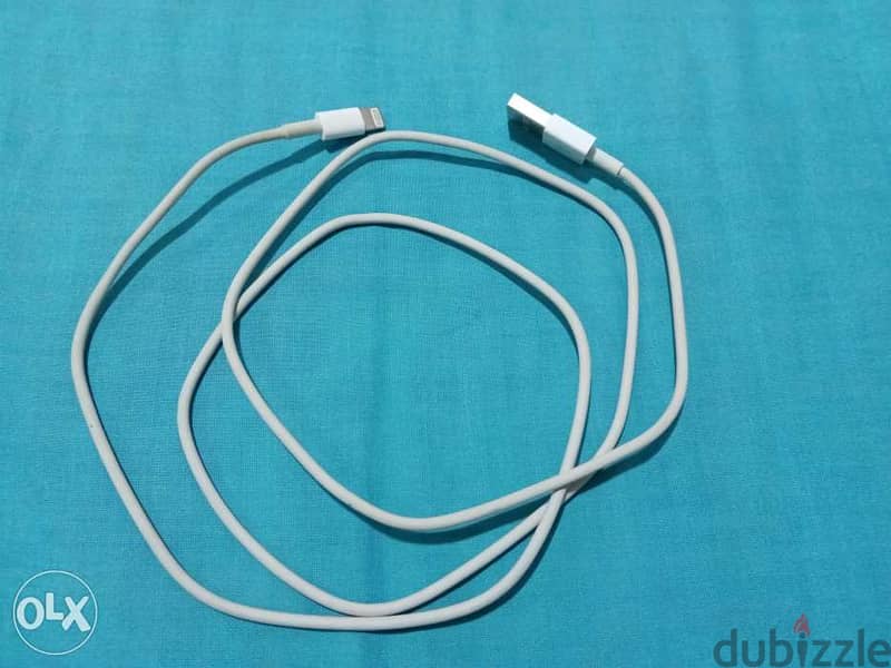 iphone lightening short portable cable and an iphone charging cable 4