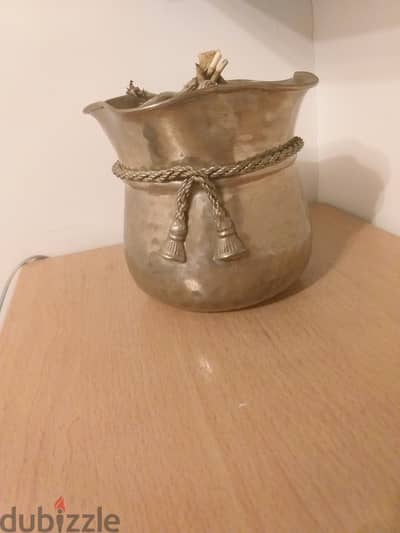 Vintage Pot unique design